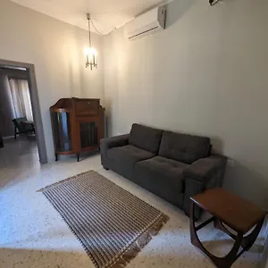 Stylish Retro Il-Furjana